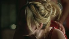 2. Секс сцена с Кейт Бекинсейл – Полет длиною в жизнь
