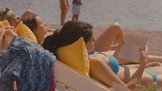 1. Кэти Кэссиди, Лейтон Мистер и Селена Гомес загорают на пляже – Монте-Карло