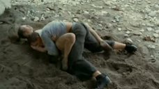 3. Секс с Яной Есипович на мокром песке – Лучшее время года