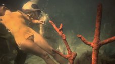 6. Сексуальная Анастасия Вертинская под водой – Человек-амфибия