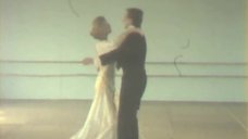 4. Танец с Тамарой Акуловой – Нужные люди