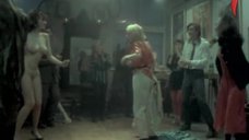 Наталья Романская танцует голой