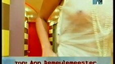 3. Жанна Фриске засветила грудь на MTV 