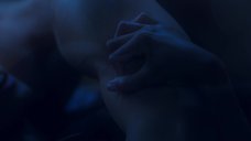 6. Секс с Мелани Либерд – Темные дела