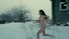7. Обнаженная Алиса Шитикова бегает по снегу – Я тоже хочу