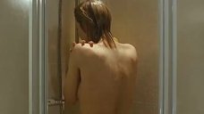 1. Мария Звонарева принимает душ – Неуправляемый занос