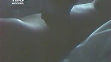 8. Эротическая сцена с Катри Хорма – Воздушный поцелуй