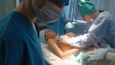 13. Маргариту Тулаеву лапают за грудь на операционном столе – Счастливый конец