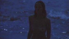 1. Интимная сцена с Ольгой Кабо на пляже – Убийство в «Саншайн-Менор»