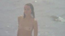 9. Интимная сцена с Ольгой Кабо на пляже – Убийство в «Саншайн-Менор»