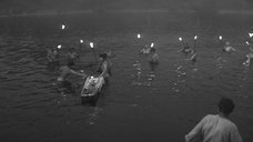 2. Голые девушки и юноши купаются в реке на Ивана Купала – Андрей Рублев