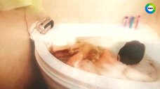 2. Голая Виктория Перовская в ванне – Безмолвный свидетель