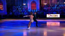 3. Сексапильный танец Кристины Асмус в шоу «Ледниковый период» 