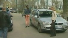 1. Анна Антонова в стрингах на улице – Женская лига
