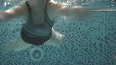 3. Татьяна Арнтгольц плавает в бассейне – Брак по завещанию