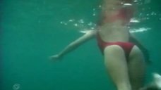 5. Жанна Фриске плавает под водой в шоу «Последний герой 4. Конец игры» 