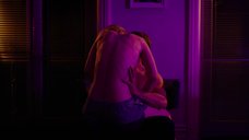 4. Интимная сцена со слепой Натали Дормер – Невидимка (2018)