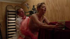 Секс с Кейт Майнер на свадьбе в подсобке