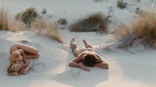 2. Голая Мадонна спит на песке – Унесенные