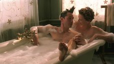 2. Совместная ванна с Шарлиз Терон – Сладкий ноябрь