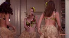2. Гавайский танец Кристины Риччи – Тыковка