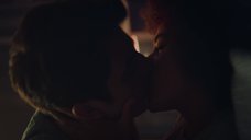1. Неудачный секс в темноте с Олив Грэй – Половое воспитание