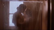 1. Секс с Ким Бейсингер – Побег (1994)