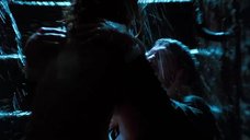 4. Секс сцена с Ким Бейсингер под дождём – 9 1/2 недель