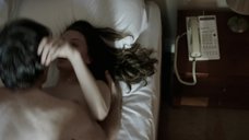 2. Секс сцена с Катрин Уокер – Сезон измен