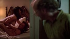 3. Секс сцена с Дженнифер Тилли – Побег (1994)