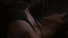 6. Секс сцена с Тиа Каррере – Жена моего учителя