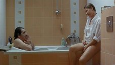 6. Эротическая сцена с Наташей Дорчич в ванной – Только между нами
