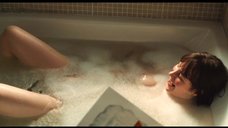 7. Виктория Шульц ласкает себя в ванной при маме – Дора, или Сексуальные неврозы наших родителей