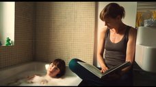 8. Виктория Шульц ласкает себя в ванной при маме – Дора, или Сексуальные неврозы наших родителей
