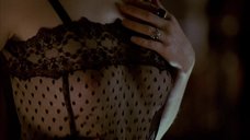 2. Секс сцена с Молли Паркер – Дэдвуд