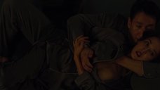 2. Секс сцена с Чо Ё-джон на диване – Паразиты