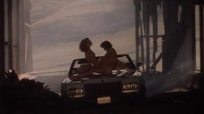 2. Секс с Джоан Северанс на капоте машины – Расплата