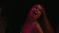 3. Секс выступление Марии Апаро – Красные дубы