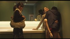 Секс с Макото Тогаси в туалете