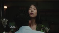 2. Эротическая сцена с Ким Мин-хи – Служанка