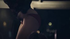 5. Секс сцена с Керри Нортон – Игрушка (2016)