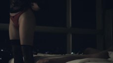 7. Секс сцена с Керри Нортон – Игрушка (2016)