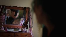 4. Кейт Уинслет рассматриват попку в зеркале – Вечное сияние чистого разума
