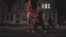 4. Танец Кэди Хаффмен в ночной рубашке – Любовь и сигареты