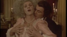 2. Голая грудь Françoise Viallon – Розовая серия