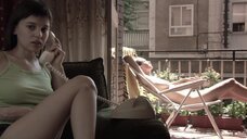 1. Полностью голая Диана Суарез принимает душ на балконе – Люсия и секс