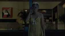 6. Кристен Стюарт в прозрачной ночнушке – Опасная роль Джин Сиберг