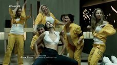 3. Альба Флорес танцует стриптиз в тюрме – Визави