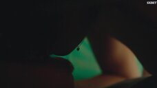 7. Секс сцена с Дженни Слейт – Солнце в ночи