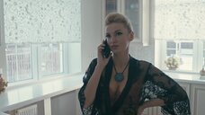 3. Секси Ирина Баринова в пеньюаре – Синичка